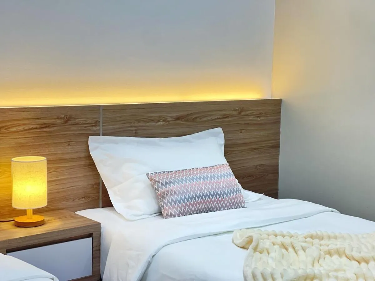 Apartamento Ezyhouz # Luxury 3Bedroom Seaview Balcony Imago Theloftb Kotakinabalu City10Pax Kota Kinabalu