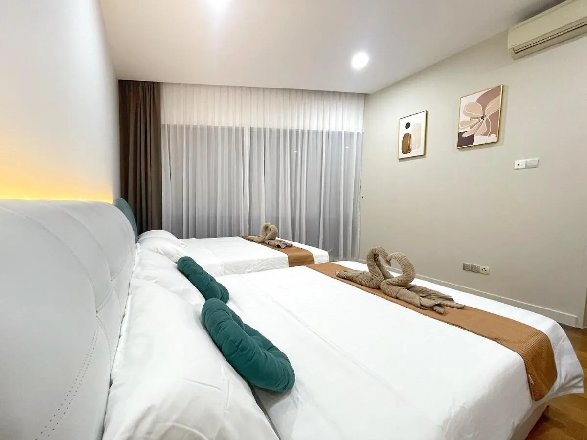 Ezyhouz # Luxury 3Bedroom Seaview Balcony Imago Theloftb Kotakinabalu City10Pax Kota Kinabalu 0*,