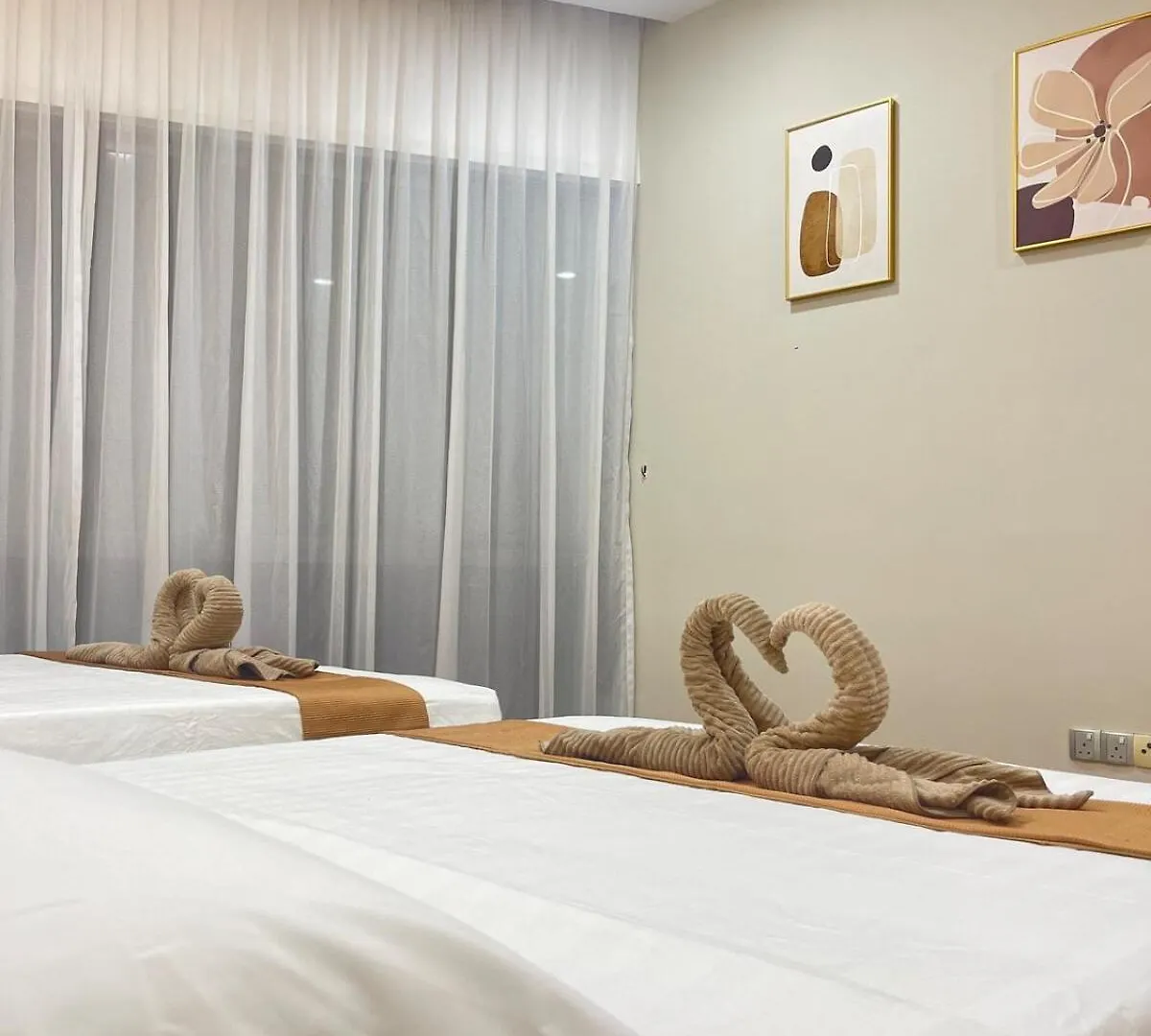 Ezyhouz # Luxury 3Bedroom Seaview Balcony Imago Theloftb Kotakinabalu City10Pax Kota Kinabalu Malasia